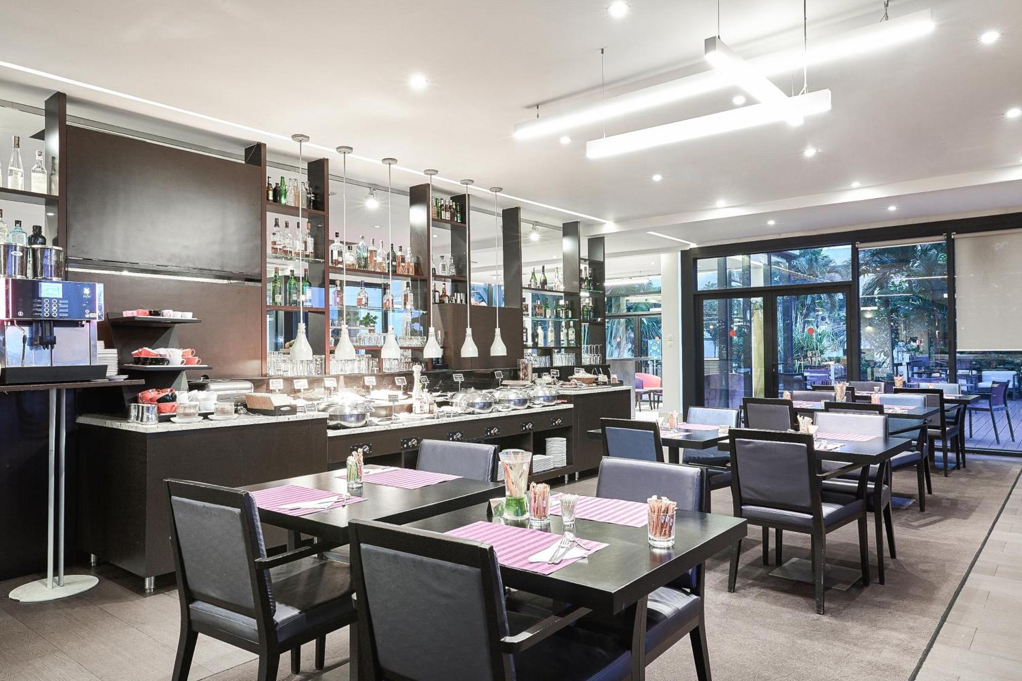 Novotel Abidjan Plateau Kültér fotó
